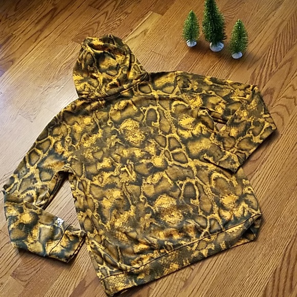 *Closet Clear Out* Adidas Hoodie - Picture 6 of 6